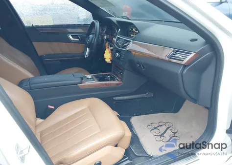 2012 Mercedes-Benz E 550 4Matic из США, поврежденный, VIN WDDHF9BB1CA523312